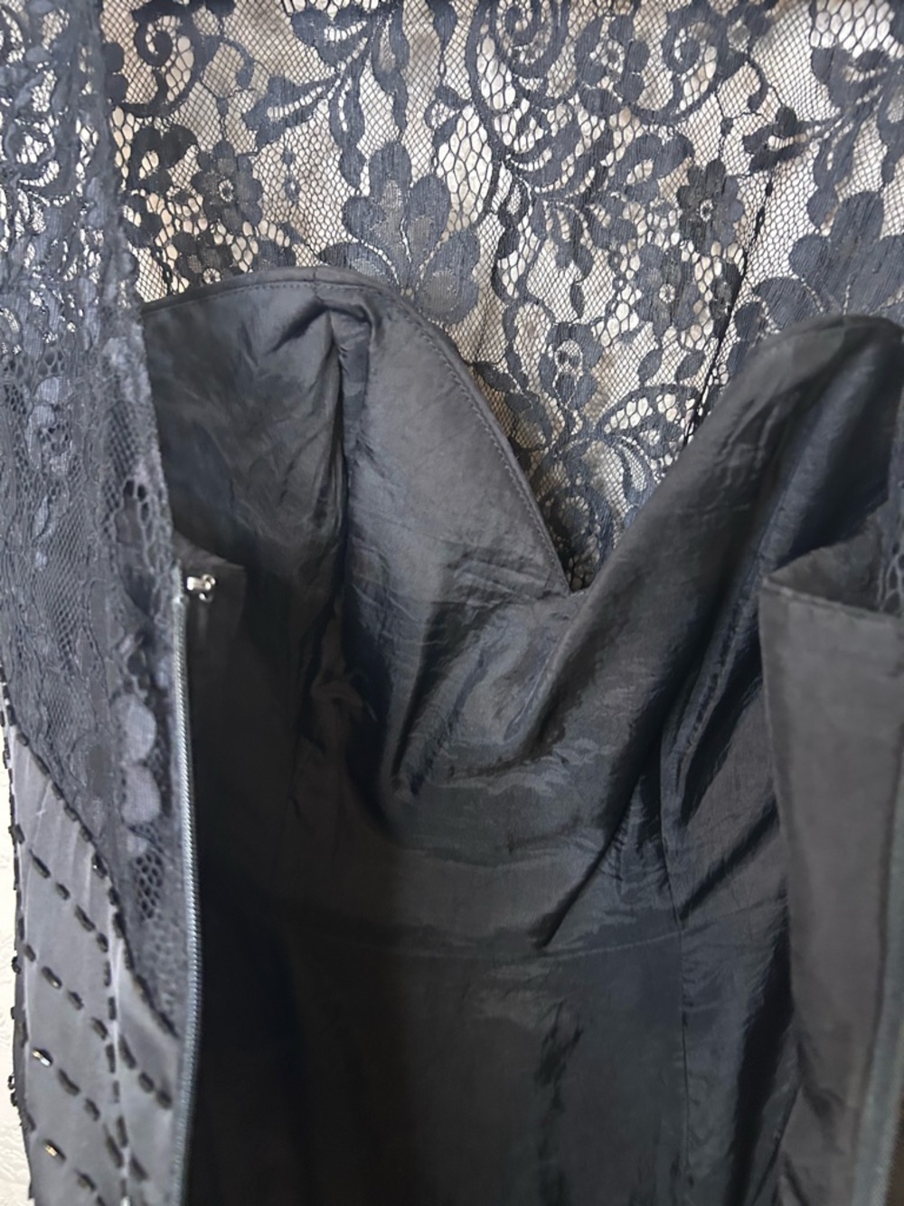 Black Lace Cap-Sleeve Evening Gown Jade Couture 6 USA - Picture 4 of 7